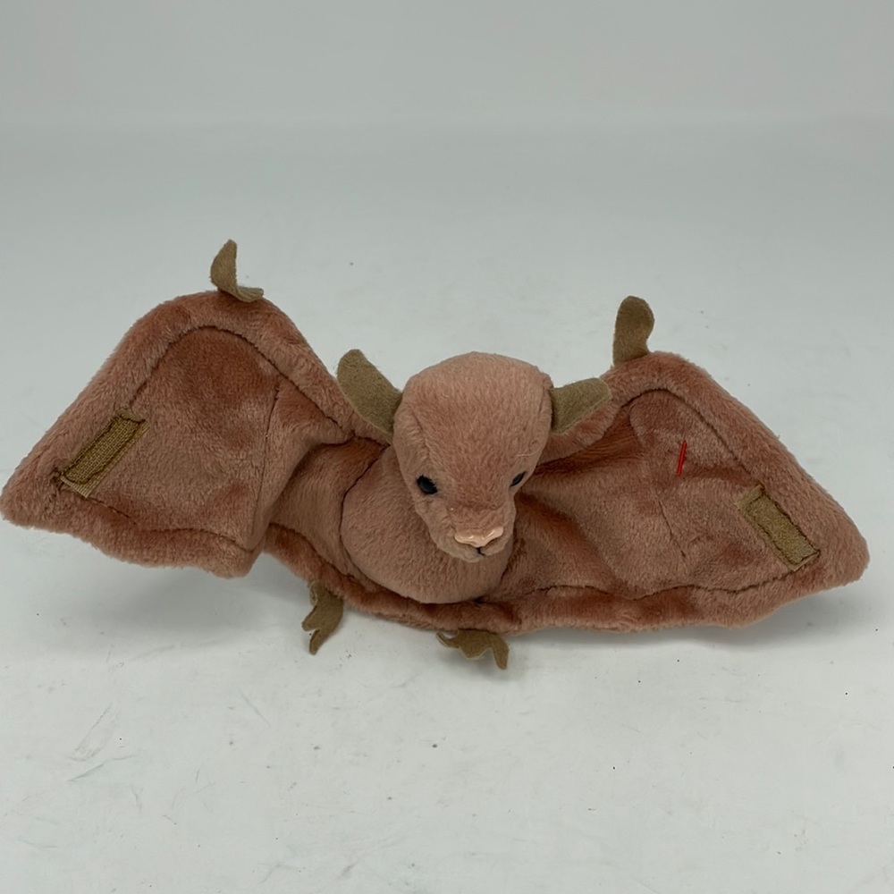 Vintage 1996 Ty Beanie Baby Batty Date of Birth October 29, 1996